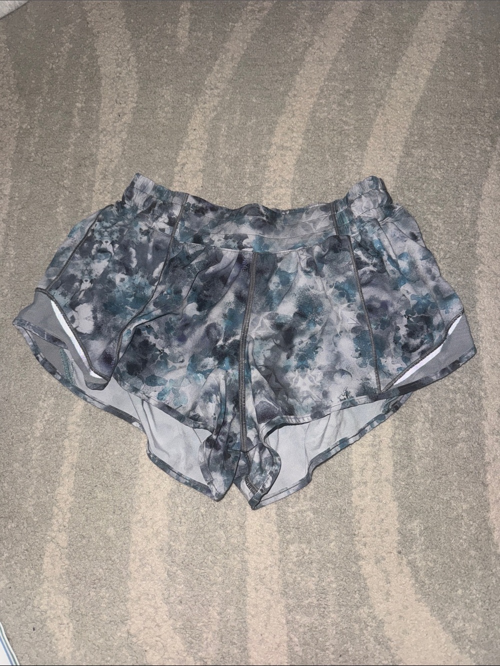 Lululemon printed shorts
